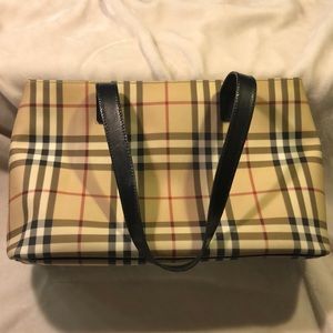 Burberry Nova Check Shoulder Bag